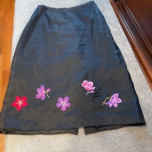 100% Silk Skirt with flower embroidery, lined.